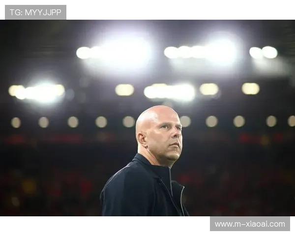 赫拉芬贝赫因伤缺席欧冠比赛 利物浦航班滞留四小时耽误行程 赫拉芬贝赫因伤缺席欧冠比赛 利物浦航班滞留四小时耽误行程