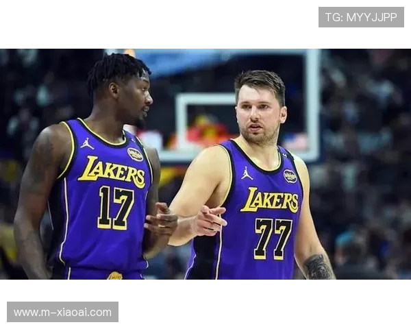 湖人客战黄蜂:东契奇率队避免连败,里夫斯有望复出 湖人客战黄蜂:东契奇率队避免连败,里夫斯有望复出