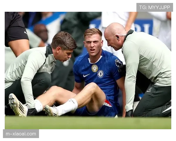 切尔西客场2-0胜伯恩利，安德烈-桑托斯中场表现获赞